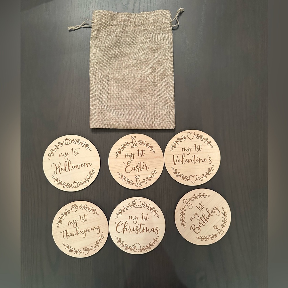 Baby ‘My 1st’ Holiday Milestone Wooden Discs Set